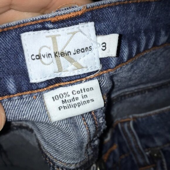 Calvin Klein size 3  jeans shorts - Picture 4 of 8